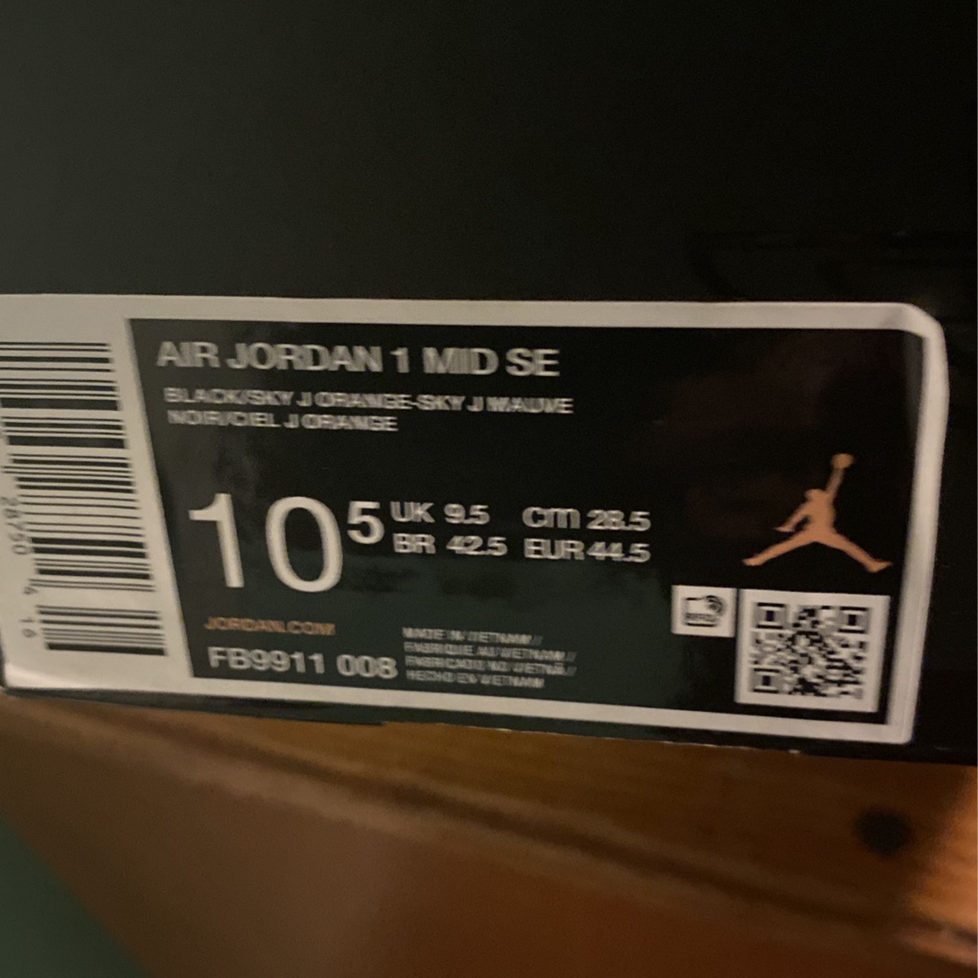 Jordan 1 Mid