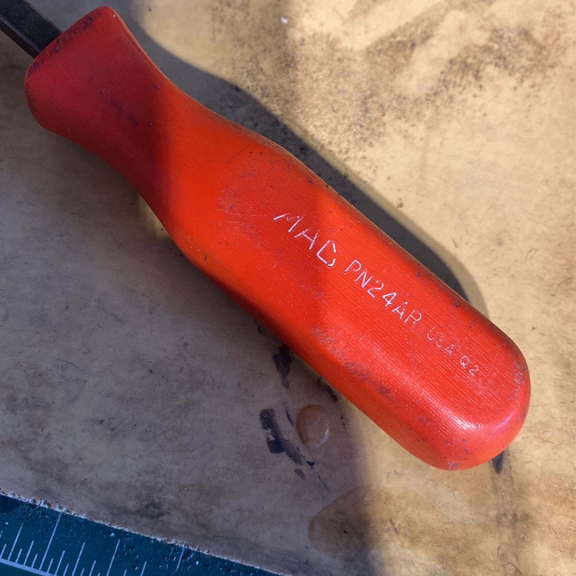 Mac PN24AR 28” Flat Head Screwdriver