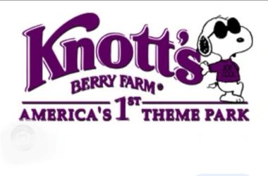 Knott's Berry Farm- Four Tickets