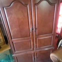 Cabinet /armoire
