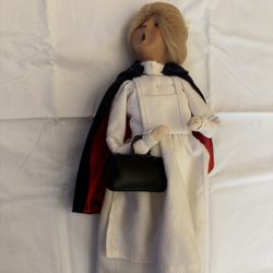 Byers Choice Caroler Nurse
