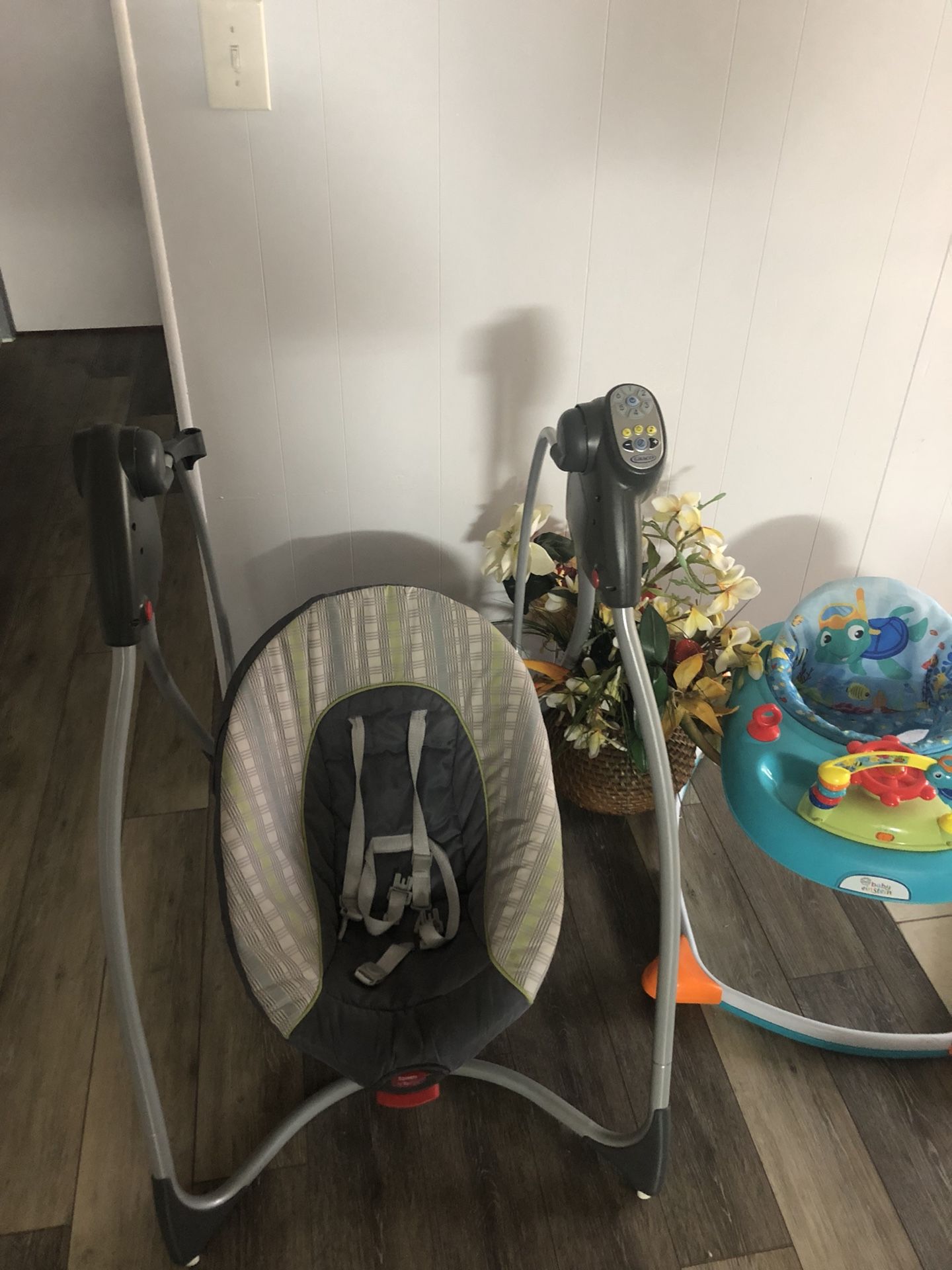 Graco swing