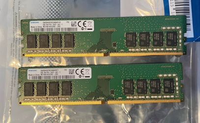 Samsung DDR4 RAM Kit – 16GB (2x8GB) PC4-2400T Desktop Memory