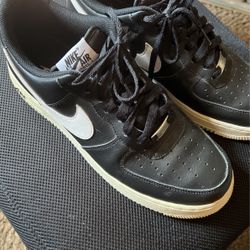 Men’s Nikes