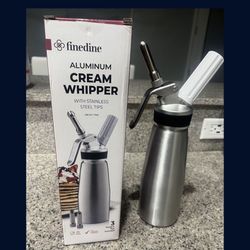 Aluminum Whipped Cream Dispenser with 3 Nozzles, Brush