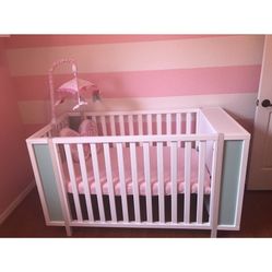 Convertible Baby Crib