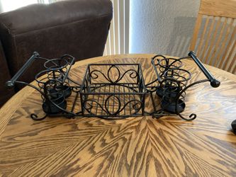 Indoor/Outdoor Multi Use Napkin/Condiment, And Bowl Holder