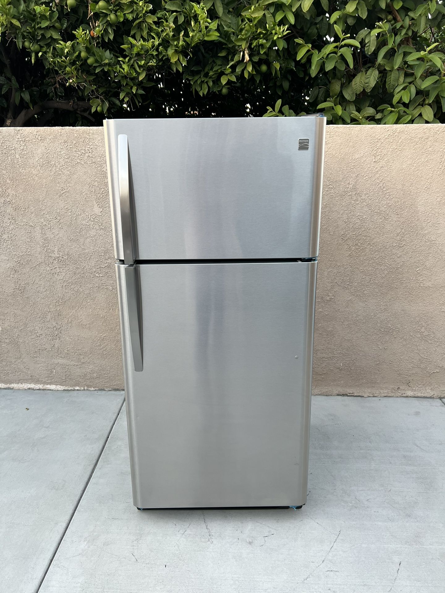 Kenmore Refrigerator 18cu Ft 30x30x66ππ3 MONTHS WARRANTY