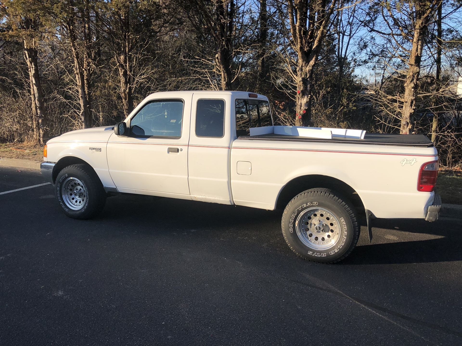 2003 ranger XLT (part out)