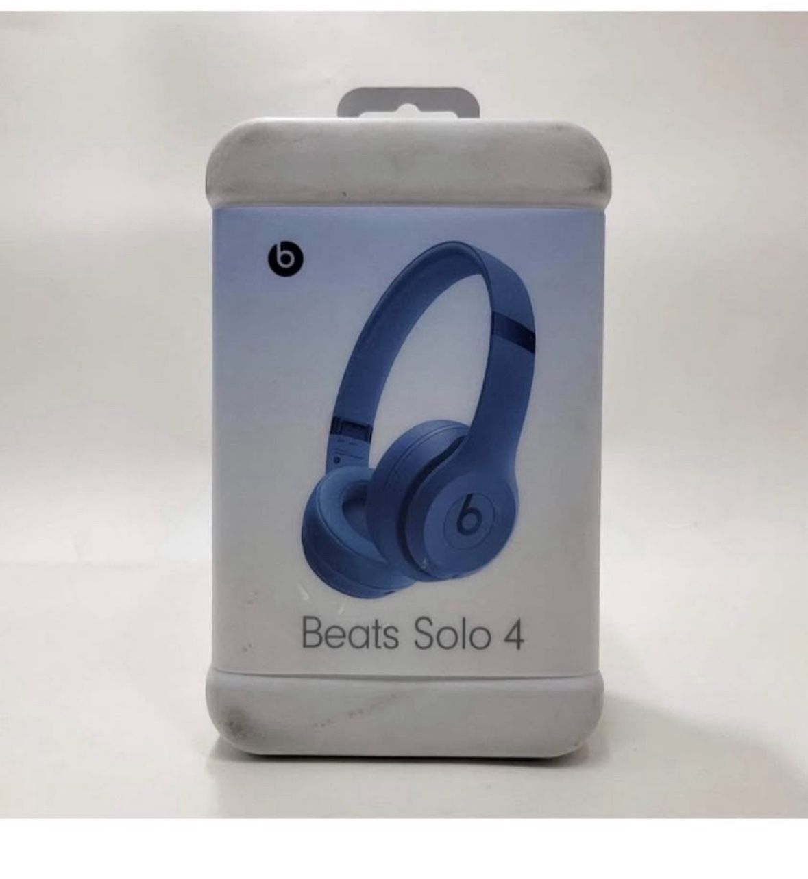 Beats solo 4 By dr dre New Open Box With Applecare+