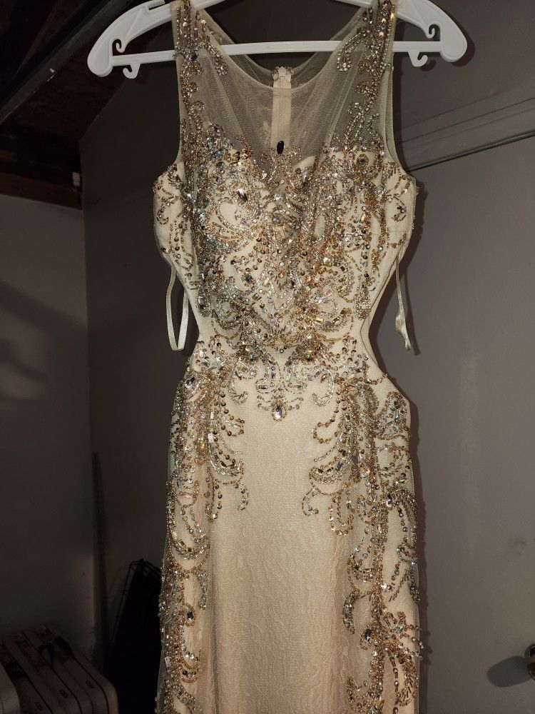 Beautiful Dress Size Small