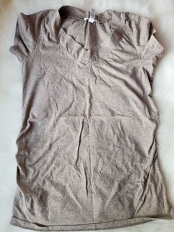 Maternity shirt size m