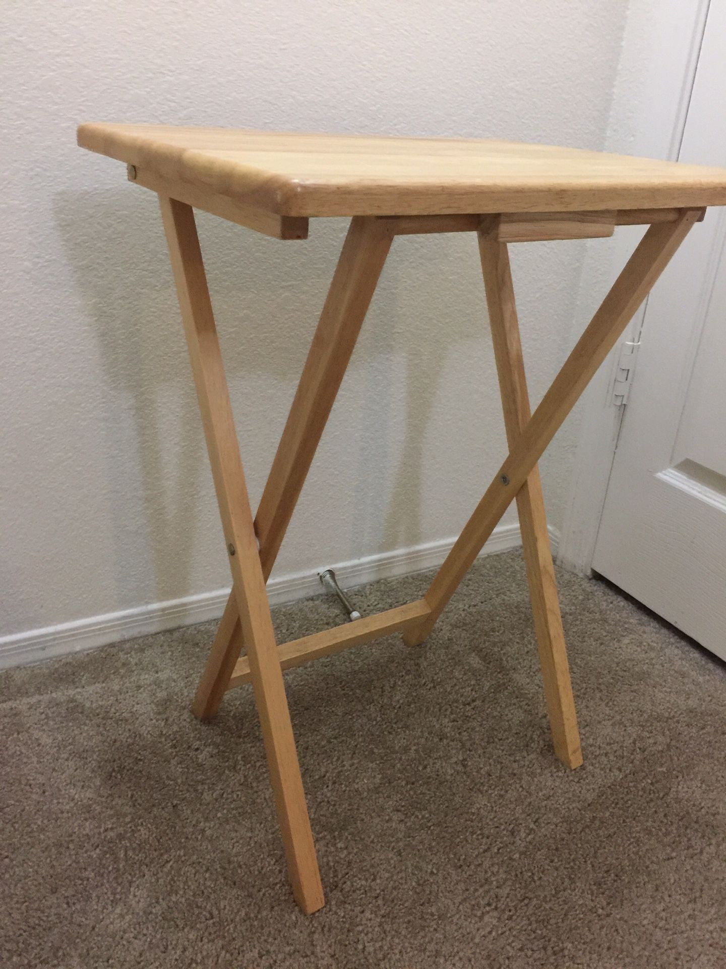 Tray table (dinner or snack table) (natural solid wood)