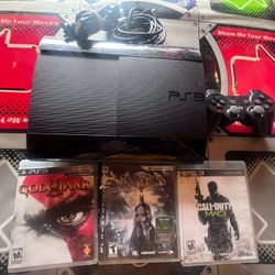 PS3 Super Slim 500 Gig W Control And Games 