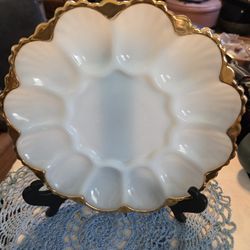 Vtg Anchor Hocking Fire King Milk Glass Deviled Egg Dish 22k Gold Trim