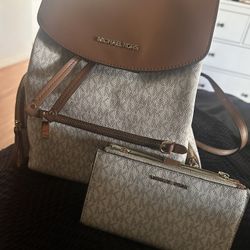 Michael Kors Bag And  Matching Wallet 