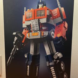 LEGO Icons Optimus Prime Set - New in Box! 