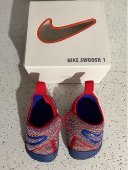 Nike Swoosh 3C Sired Red