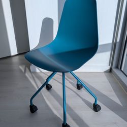 Modern Office Chair 