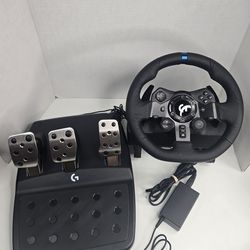 Logitech G923 Racing Wheel And Pedals For Playstation PC