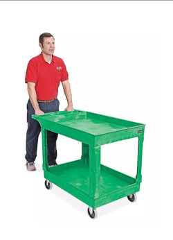 ⚠️open to 💸offers. JUST MESSAGE ME😎
if listing is up then it's still available 👇✔️✔️✔️

✨Handy Uline green 2-shelf utility cart. Has 2 shelves and 