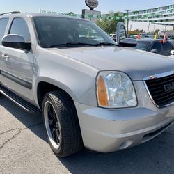 LINDA 2007 CHEVY TAHOE EN PERFECTO ESTADO CON TAN SOLO 145k Millas 