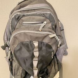 Embark Backpack laptop COMPARTMENT