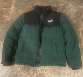 Guess puffer