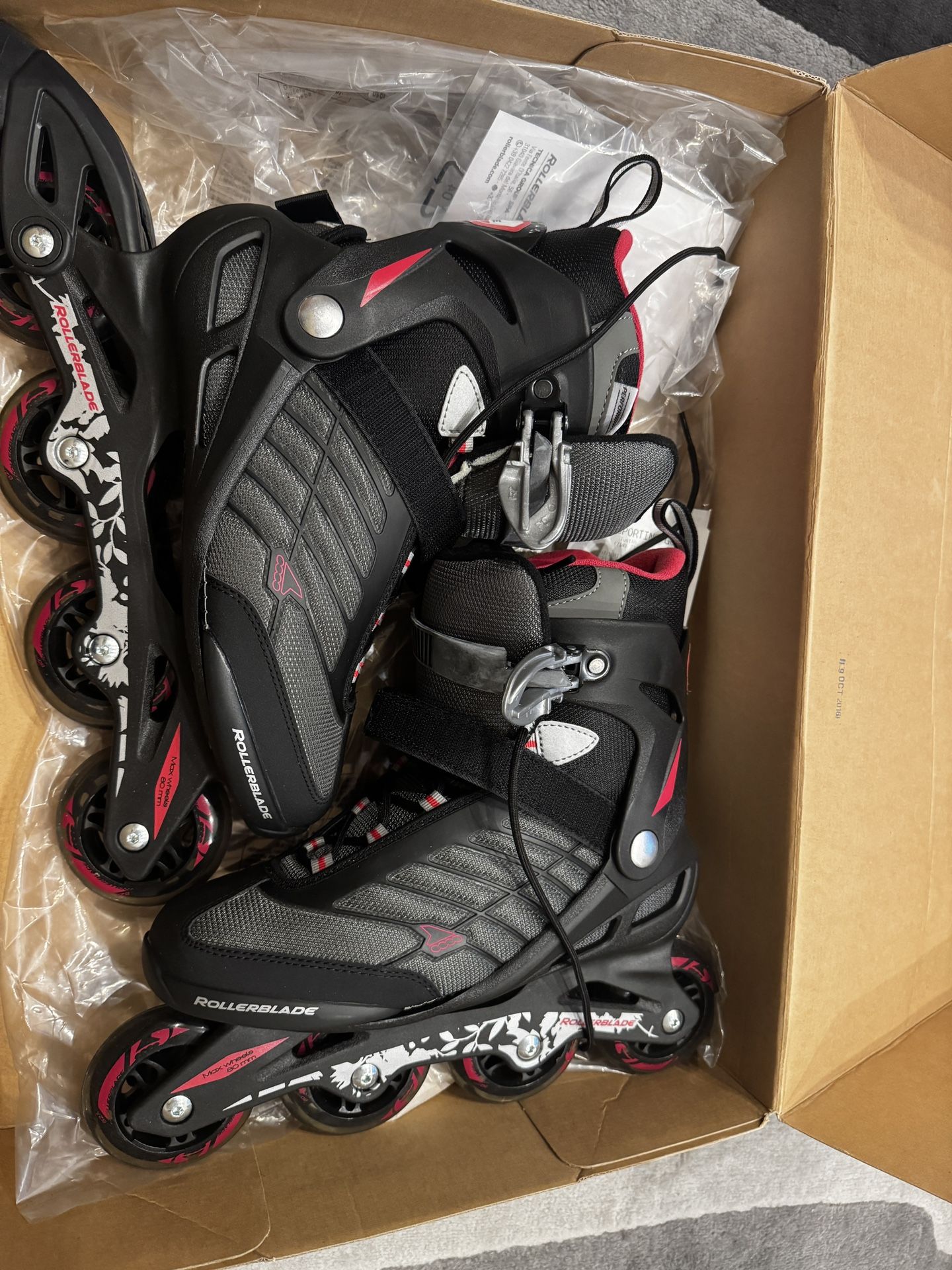 Women’s Rollerblades - New!