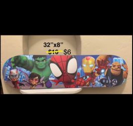 Marvel Superheroes Decorative Skateboard Deck 32x8