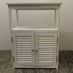 Freestanding Cabinet