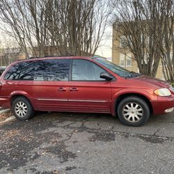 2002 Chrysler Town & Country