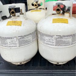 5 gallon propane tanks