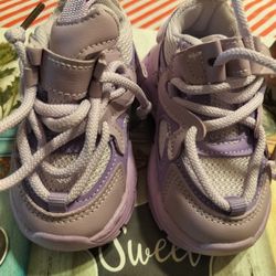 Toddler Size 7 Shoes For Girls..