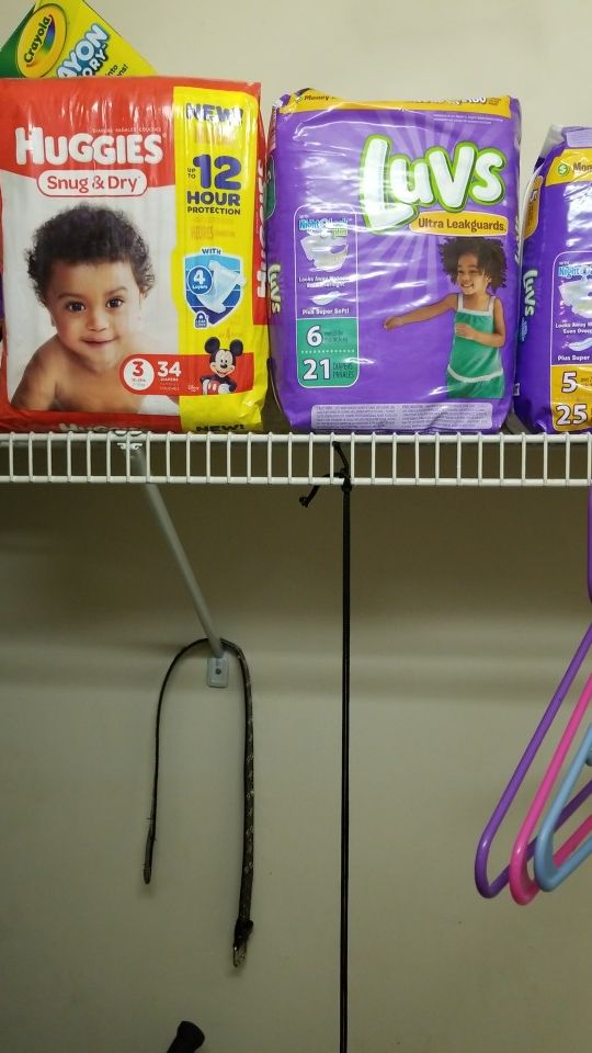 Huggies pampers All sizes