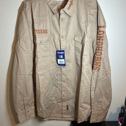 Texas Longhorn Wrangler Button down Shirt