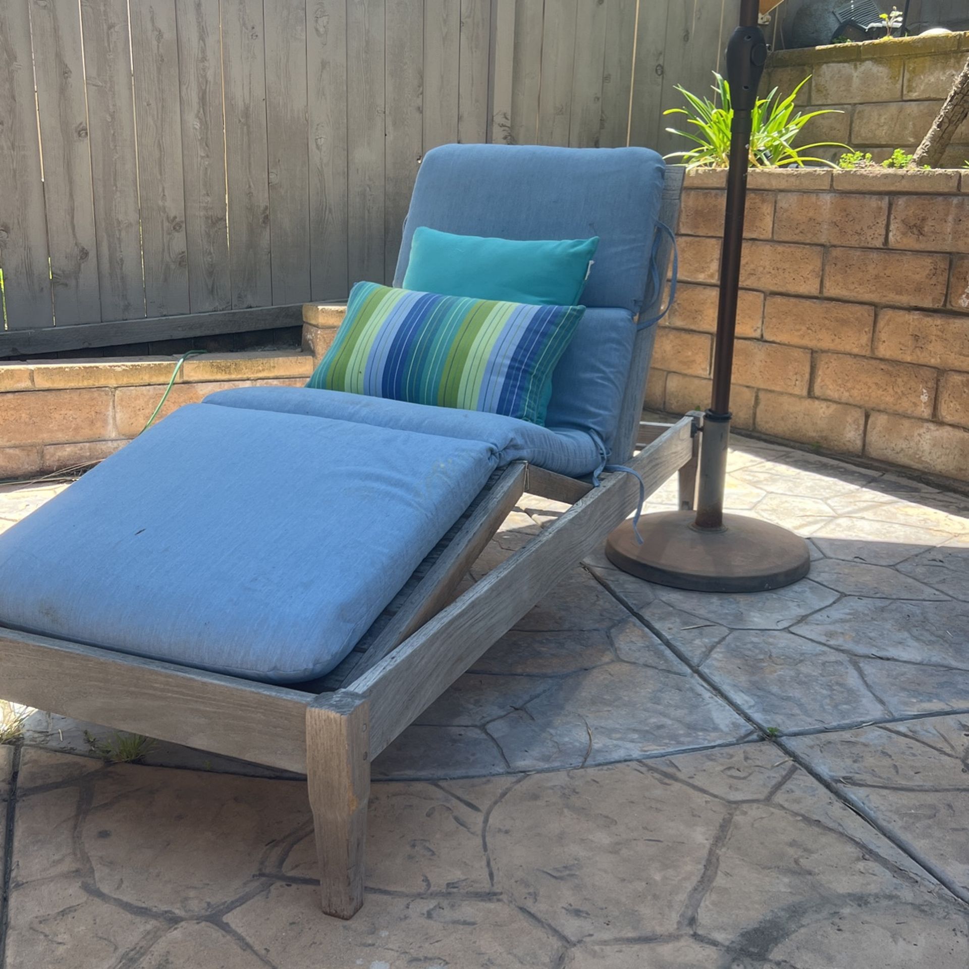 RESTORATION HARDWARE TEAK WOOD LOUNGE CHAIR for Sale in Chula Vista, CA OfferUp