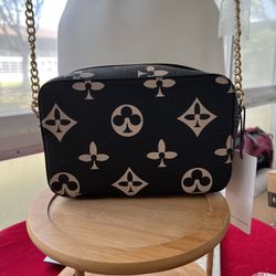 Classic Fashion Crossbody Bag 