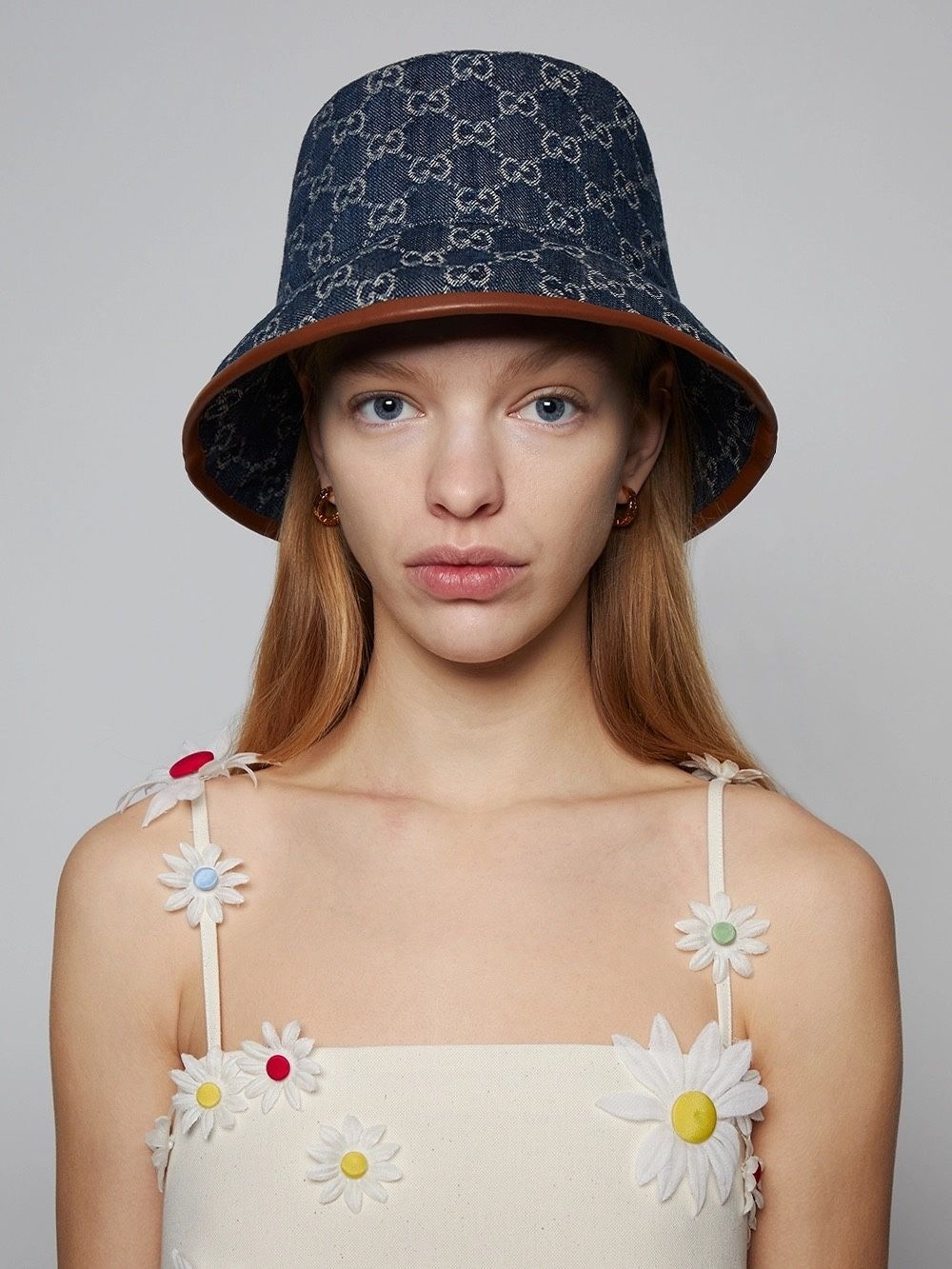 Gucci GG Supreme Monogram Denim Canvas Bucket Hat Brown w Calf Leather Trim