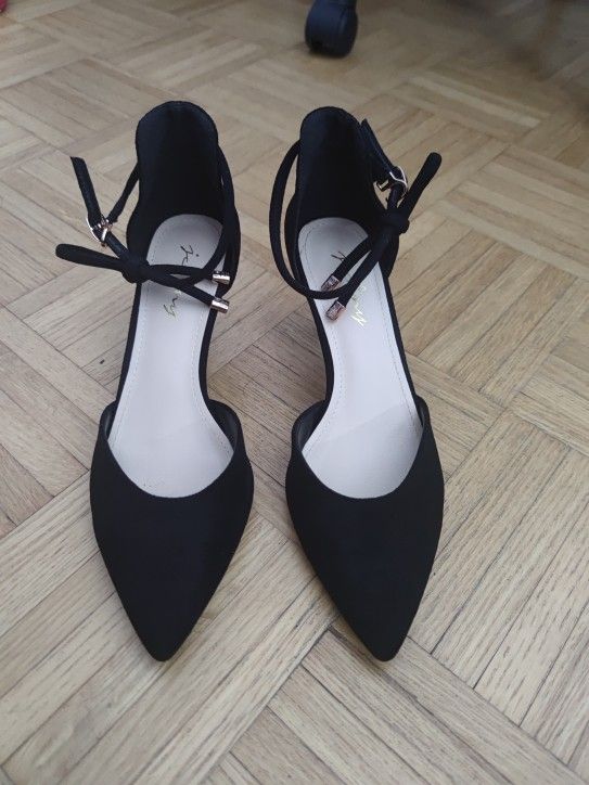 Black ankle strap heels