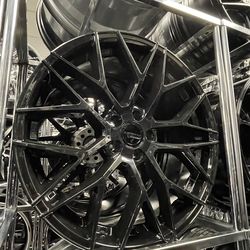 ​Set of 4 NEW 17s - 5x114.3