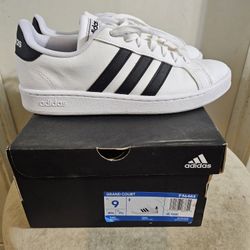Women's Adidas Shoes