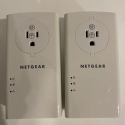 Netgear Powerline 2000 with Extra Outlet