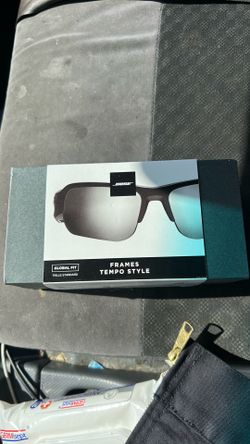 Brand new tempo style Bose speaker sunglasses