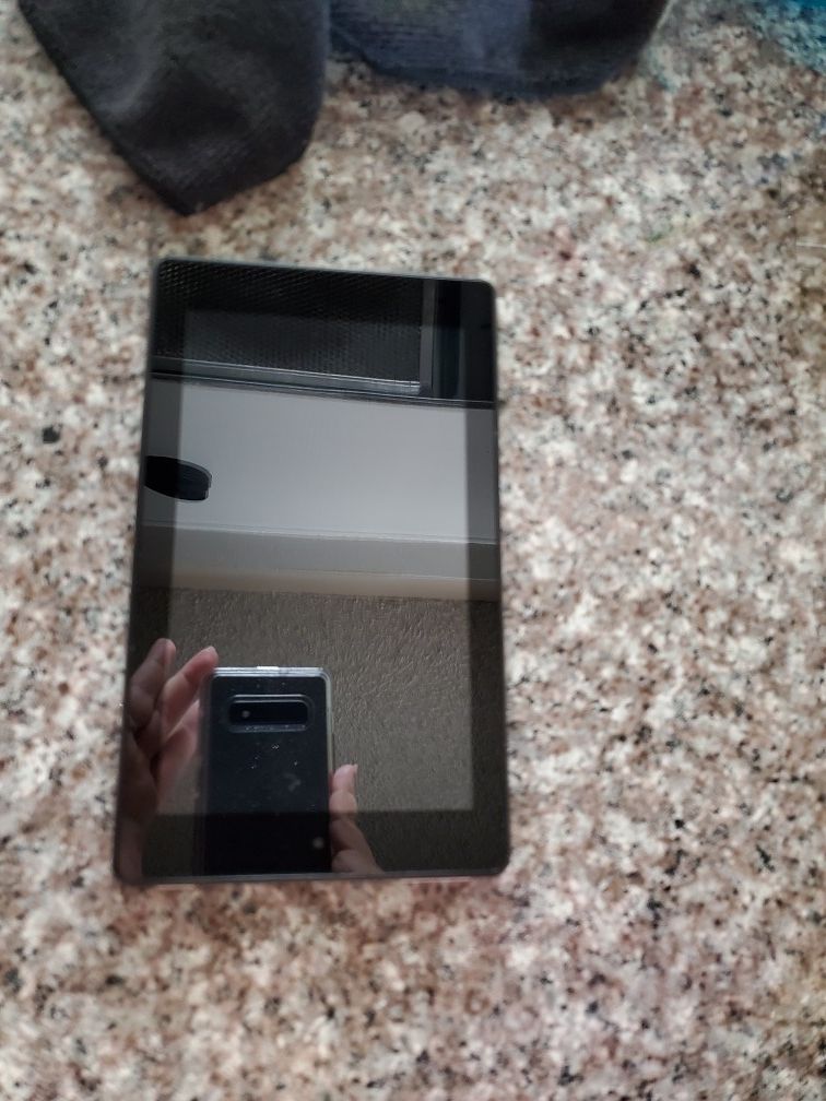Tablet (Amazon Fire)