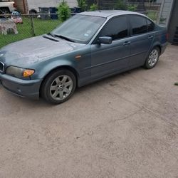 2002 BMW 325i