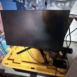 Gaming PC + Alienware 240Hz Monitor - RTX 3070 Ti / i7-12700KF