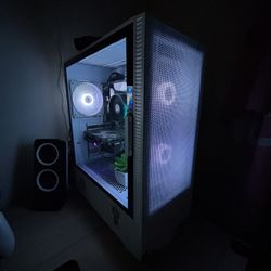 Gaming pc + 60 hz monitor + keyboard and mouse