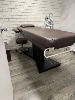 Electric massage bed