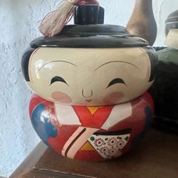 Vintage JAPANESE Kokeshi Doll Lacquer Ware Lidded Bento Box 